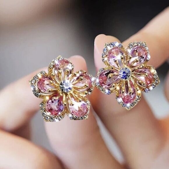 Jewelry - Unique Style Flower Stud Earrings for women
